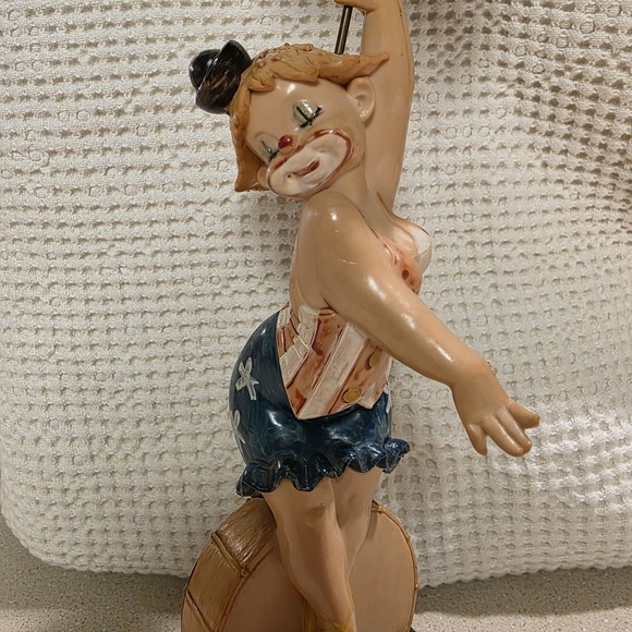 Fontanini Depose Italy Lady Clown Circus Umbrella Carrara Marble Kitschy Vintage - Picture 2 of 8